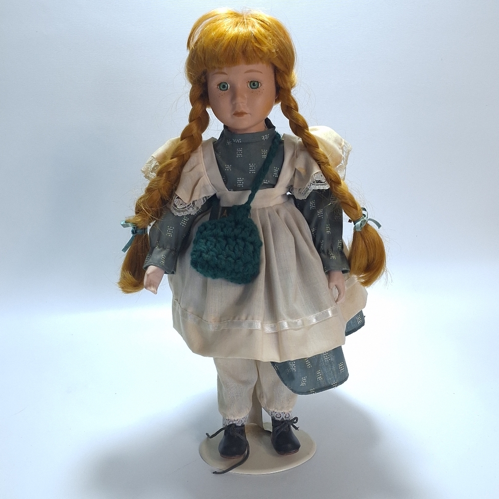 Anne of Green Gables Treasury Edition Porcelain Doll
